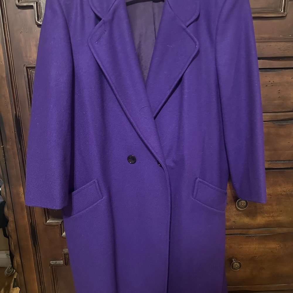 Elegant Purple Wool Women's Coat